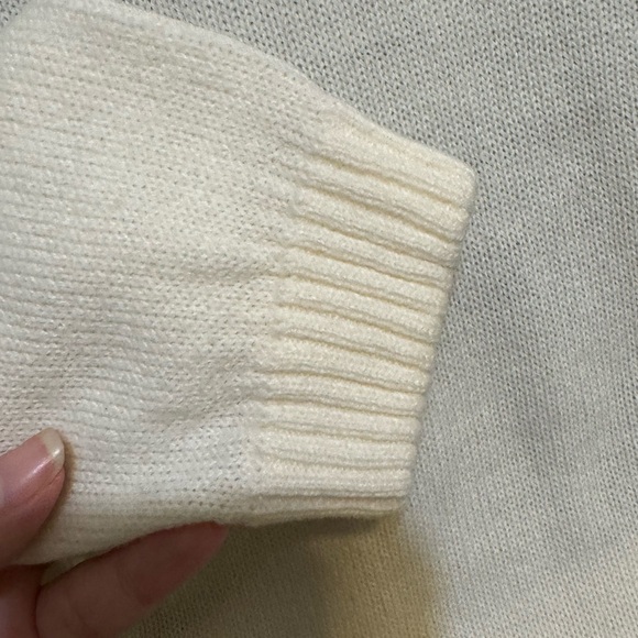 Vintage Embroidered Flower Cardigan - Picture 7 of 8